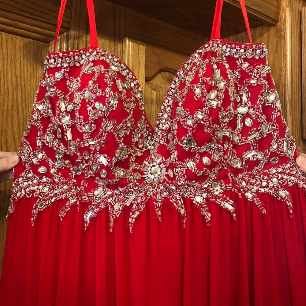Prom Dress - Picture 2 of 3